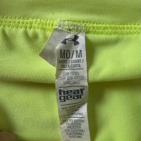 Under Armour Women's Heat Gear Moisture Wicking Neon Yellow Athletic Skort - Picture 4 of 6